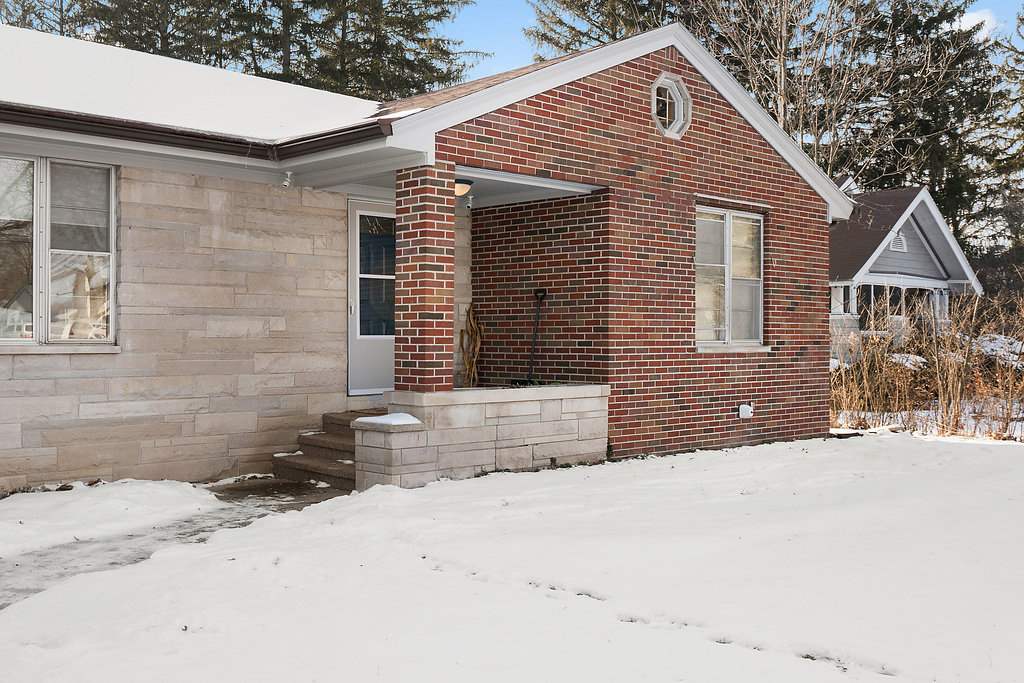 3541 Leesburg Road Fort Wayne, IN 46808 - Photo 1 of 35
