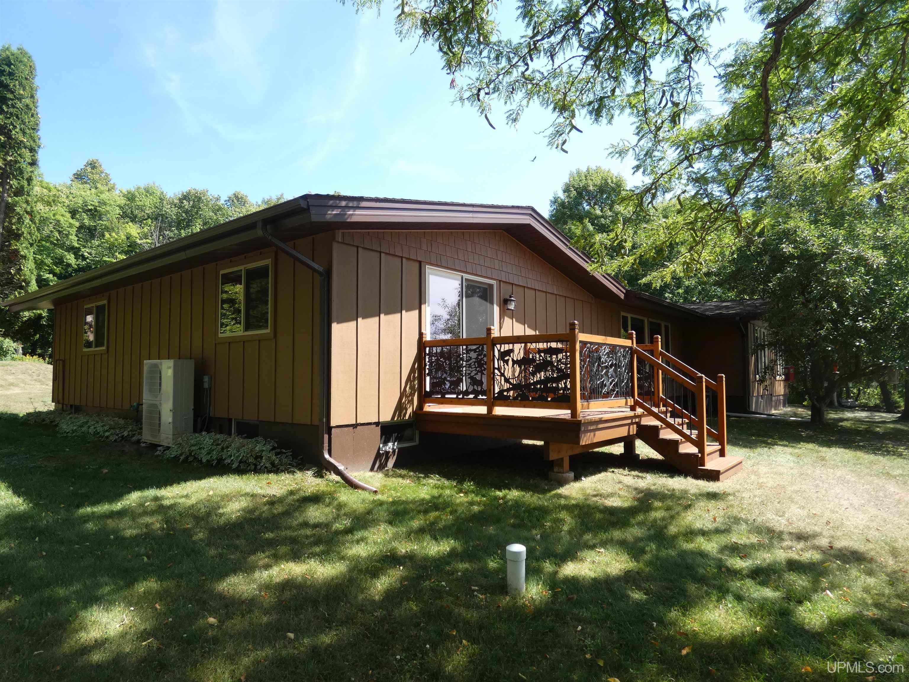 N11211 East Shore Road Bergland, MI 49910 - Photo 21 of 65 Gallery Image 21