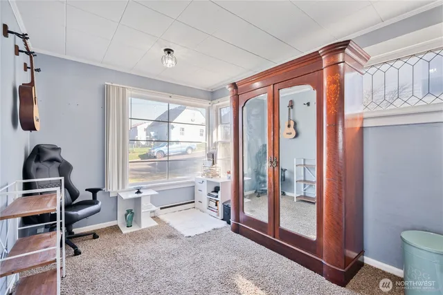 $425,000 | 304 Crawford Street, Kelso, WA 98626