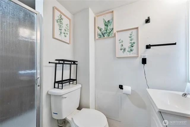 $425,000 | 304 Crawford Street, Kelso, WA 98626