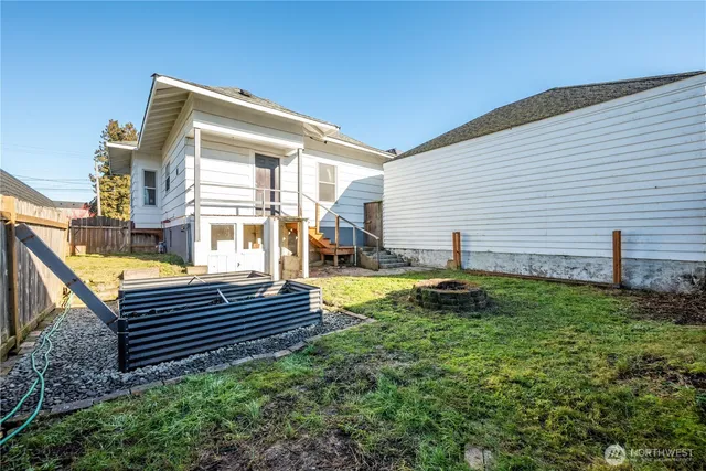 $425,000 | 304 Crawford Street, Kelso, WA 98626