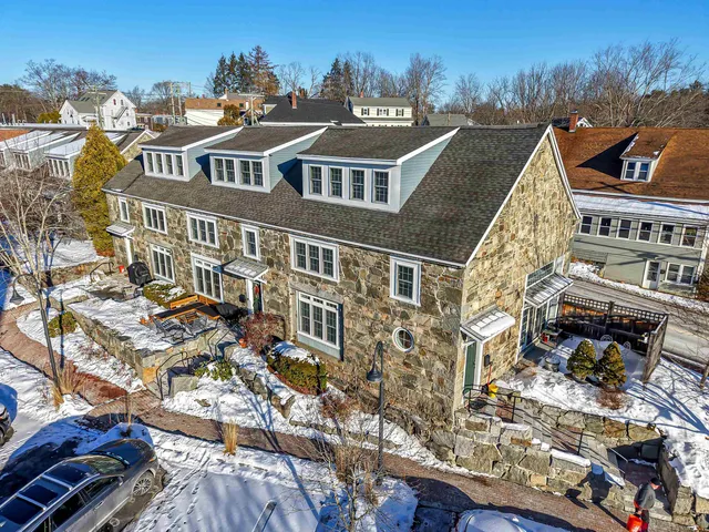 $669,900 | 6 Bay Road, Unit 35, Newmarket, NH 03857