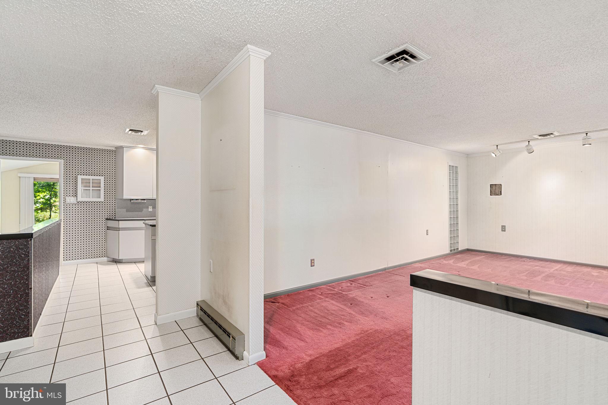 3190 Bittersweet Road Center Valley, PA 18034 - Photo 4 of 40 Gallery Image 4