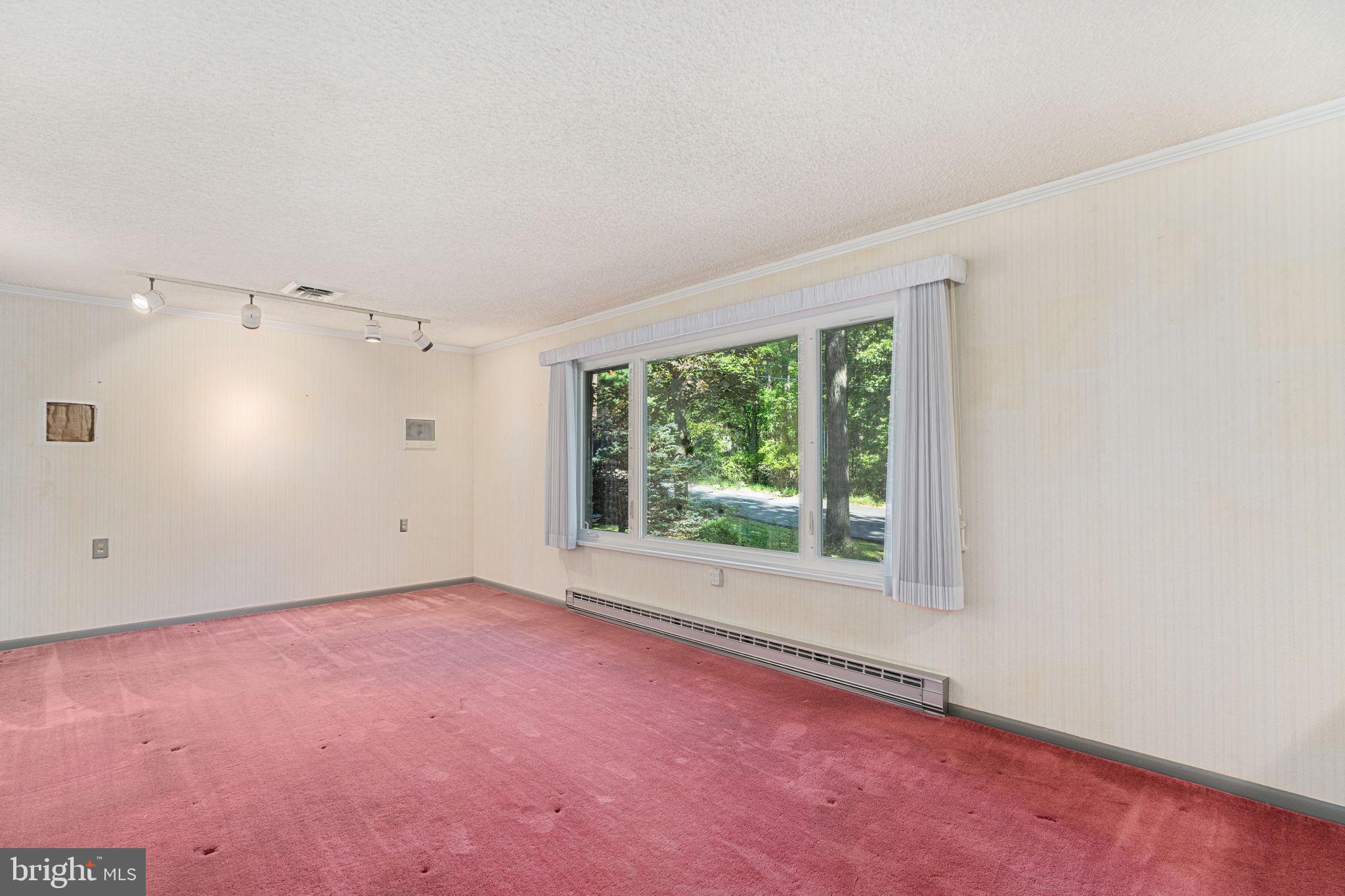 3190 Bittersweet Road Center Valley, PA 18034 - Photo 5 of 40 Gallery Image 5