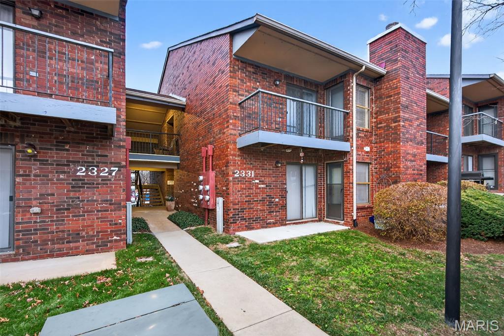 2331 Kratky Road, Unit E St. Louis, MO 63114 - Photo 1 of 18