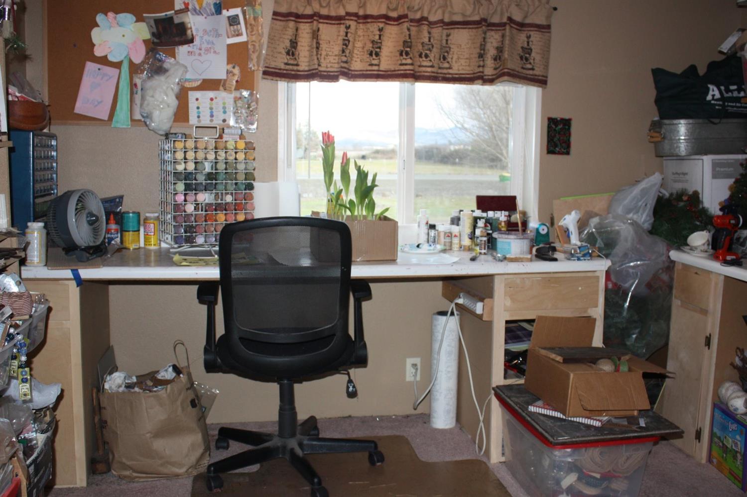 203 Bigham Brown Road White City, OR 97503 - Photo 19 of 24 Additional Photo