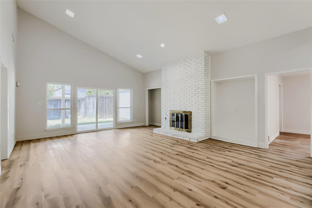 3421 Cross Bend Road Plano, TX 75023 - Photo 6 of 22 Gallery Image 6
