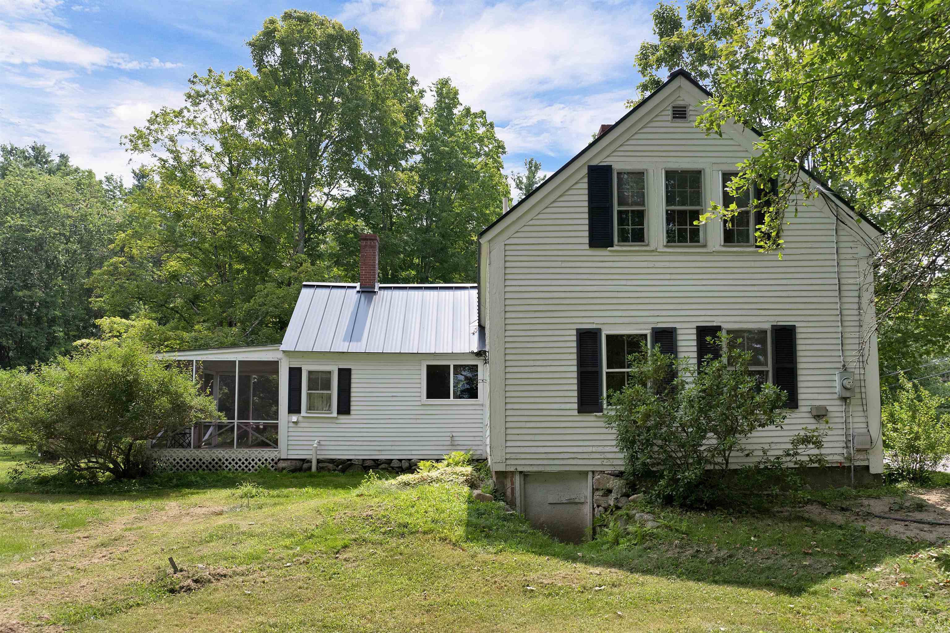 677 Pine Hill Road Wolfeboro, NH 03894 - Photo 8 of 49