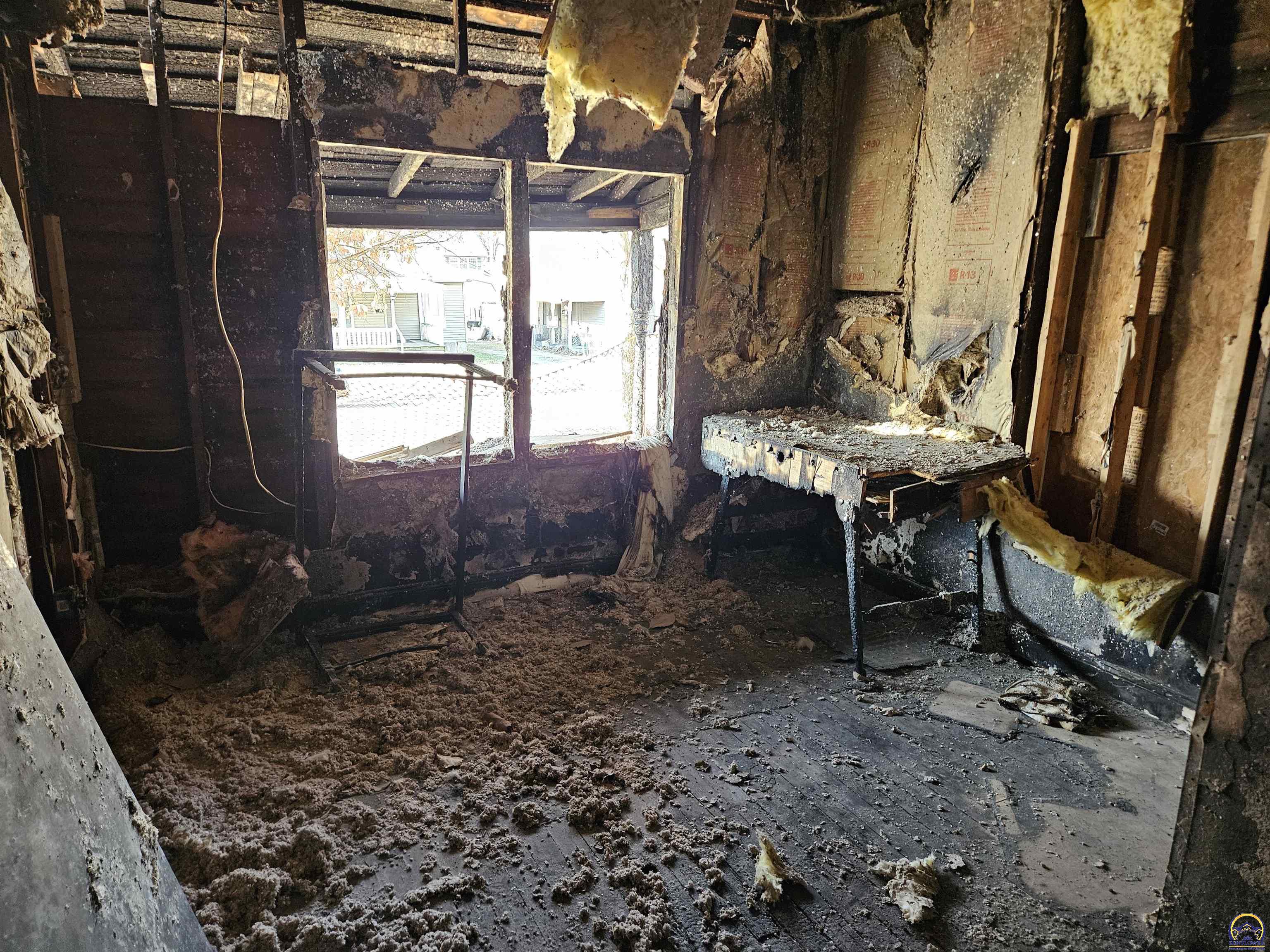 1040 Southwest Boswell Avenue Topeka, KS 66604 - Photo 7 of 9