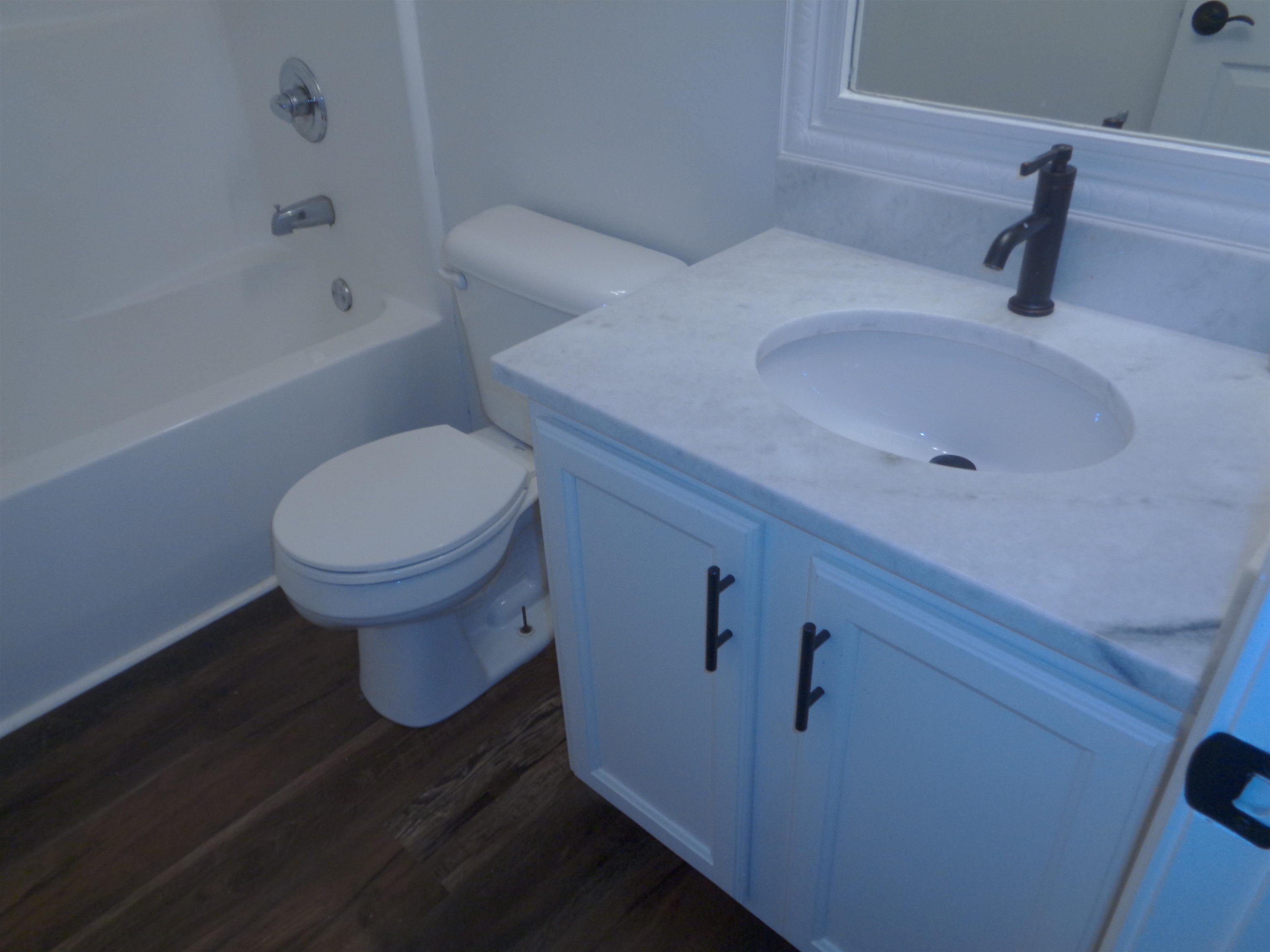 1557 Majesty Loop Foley, AL 36535 - Photo 18 of 25 Hall Bathroom