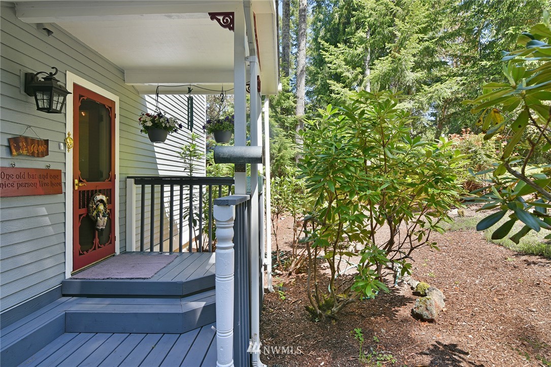 19762 Northwest Stavis Bay Road Seabeck, WA 98380 - Photo 11 of 34 Gallery Image 11