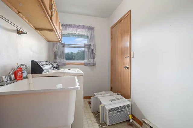 $350,000 | 911 Dragon Shores Drive, Coldwater, MI 49036