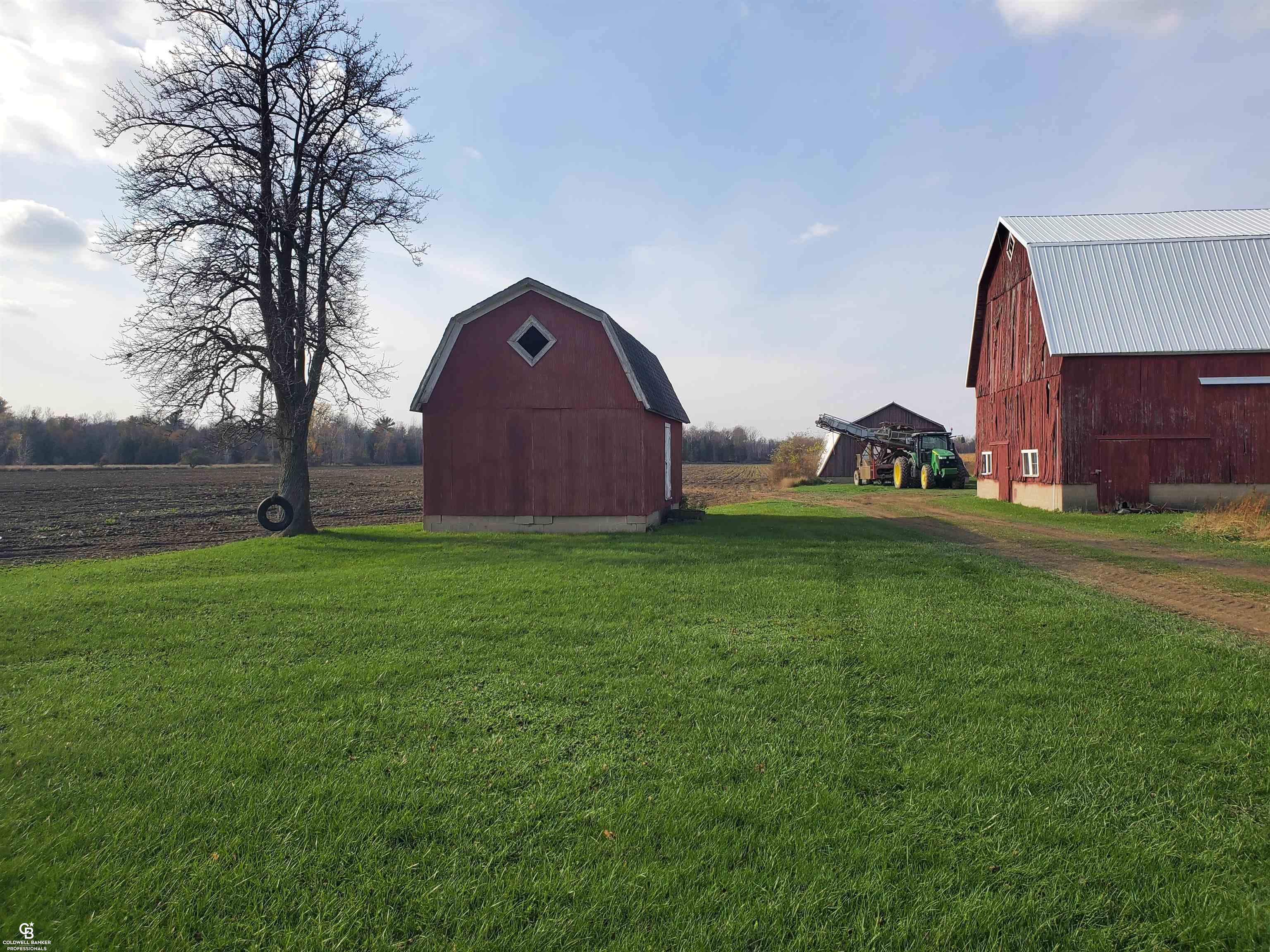 2671 Carpenter Road Bad Axe, MI 48413 - Photo 7 of 28 Granary Barn