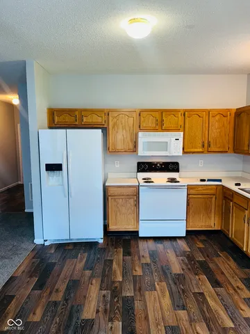 $1,775 | 8351 Brambleberry Drive, Indianapolis, IN 46239