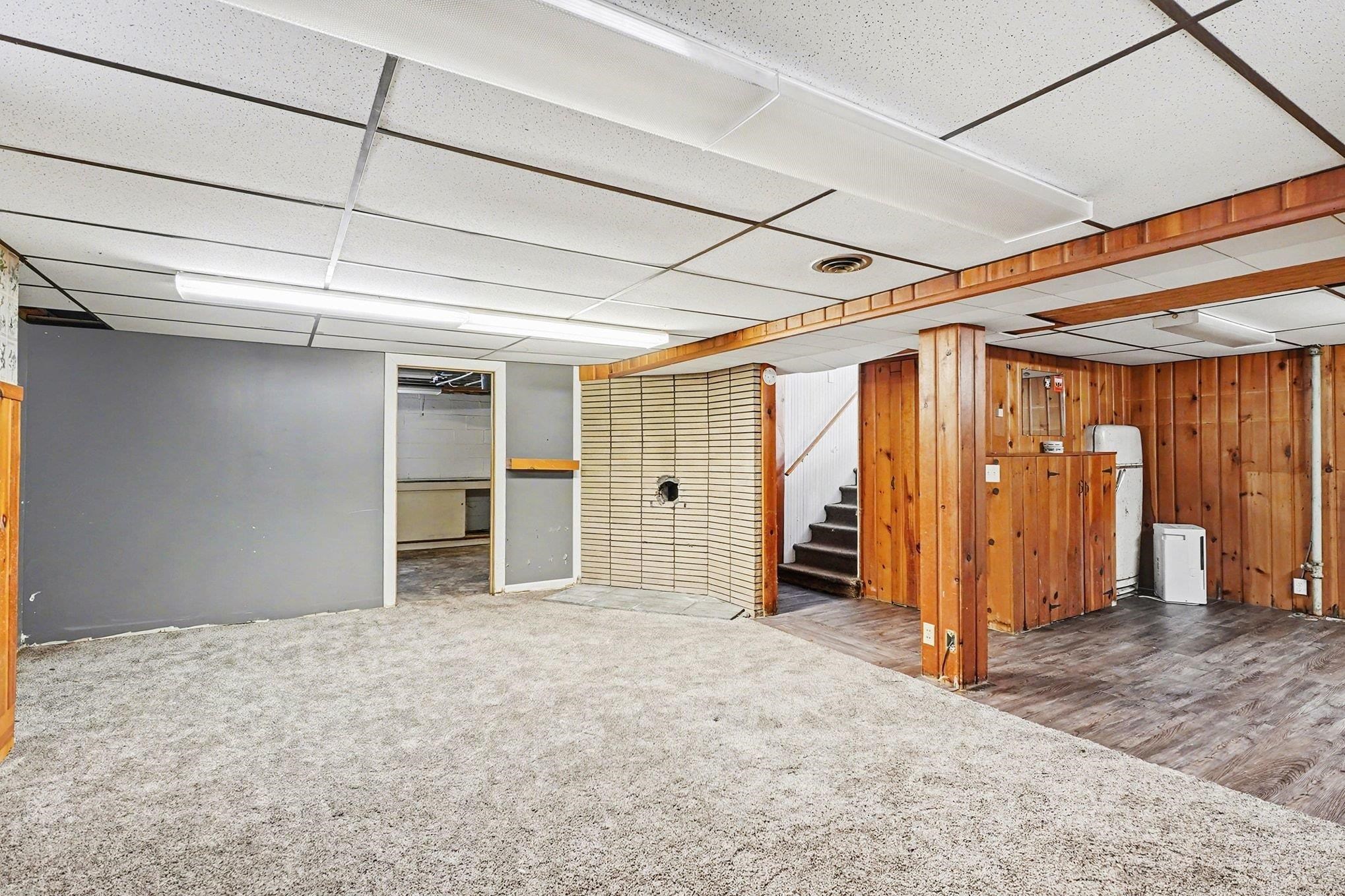 705 South Hampton Street Bay City, MI 48708 - Photo 18 of 26