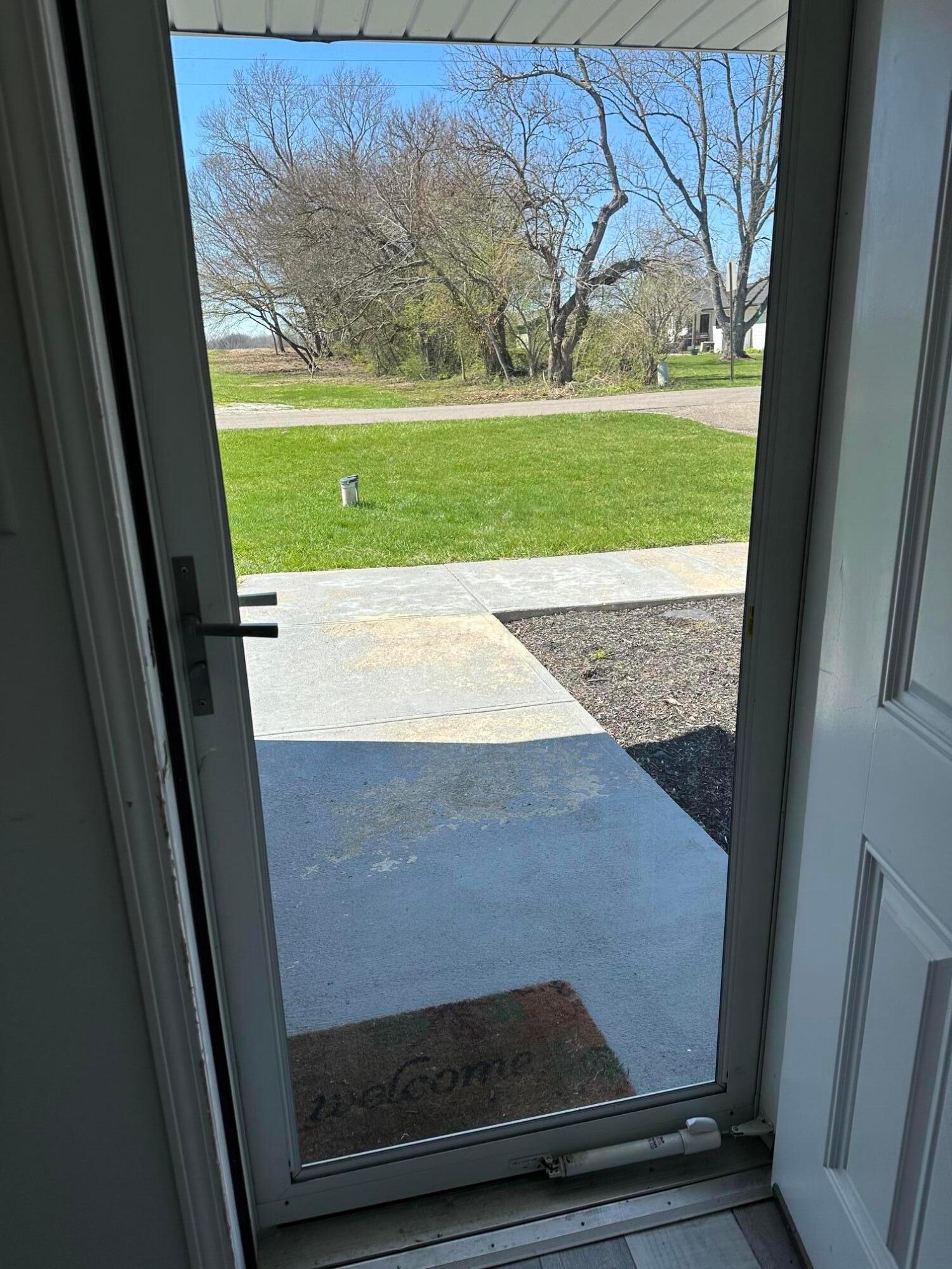2960 Schwartz Road Columbus, OH 43232 - Photo 14 of 55 FULL VIEW STORM DOOR