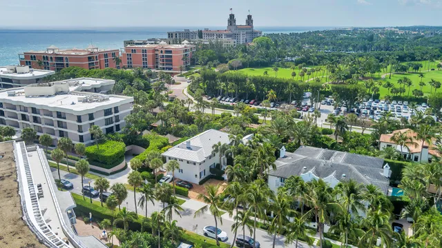 a picture of city view