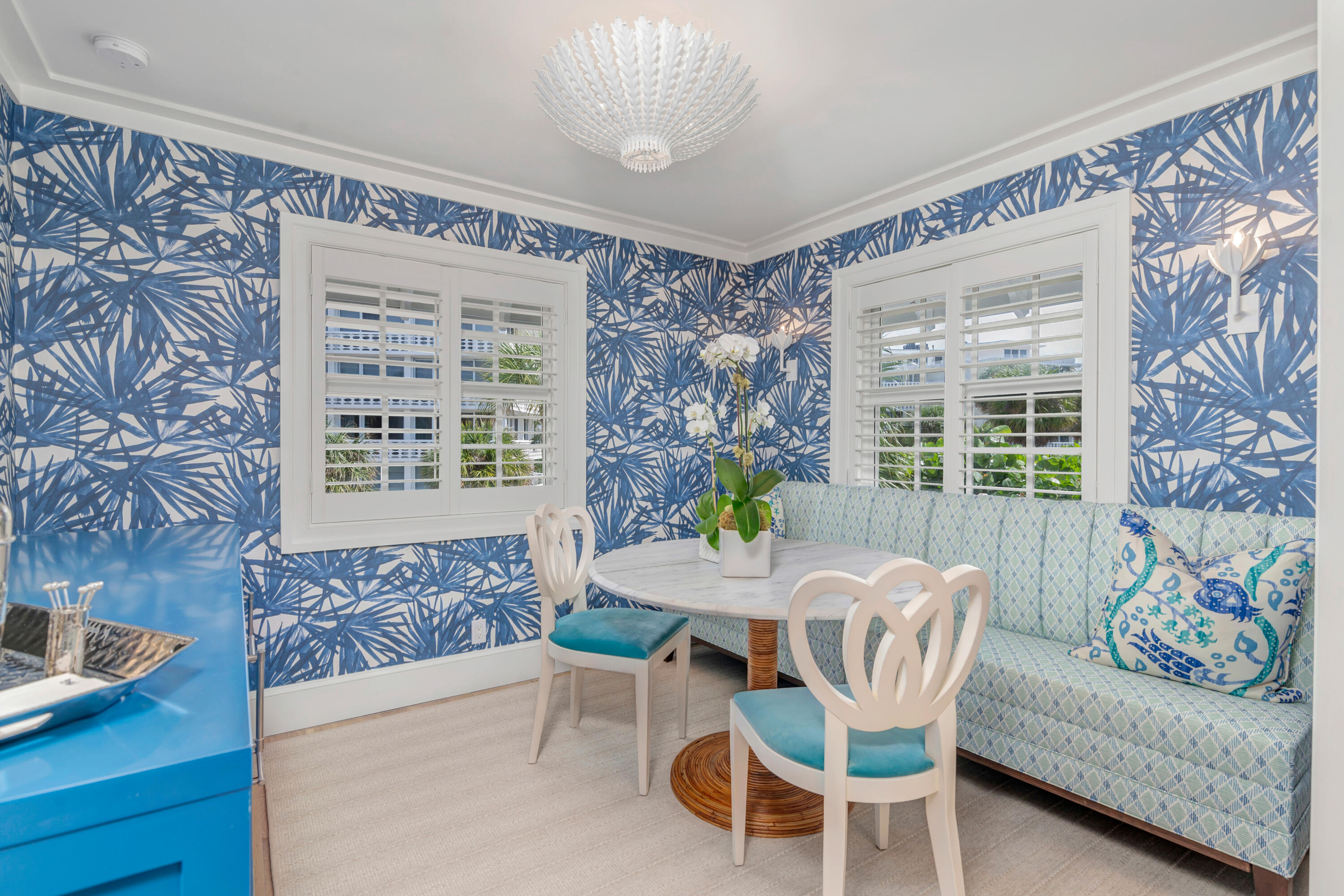 146 Sunset Avenue, Unit C Palm Beach, FL 33480 - Photo 5 of 18 a dining room with furniture and window