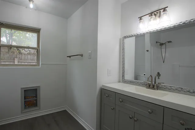 $1,695 | 2705 Brentwood Drive, Tyler, TX 75701