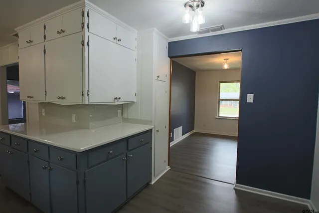 $1,695 | 2705 Brentwood Drive, Tyler, TX 75701