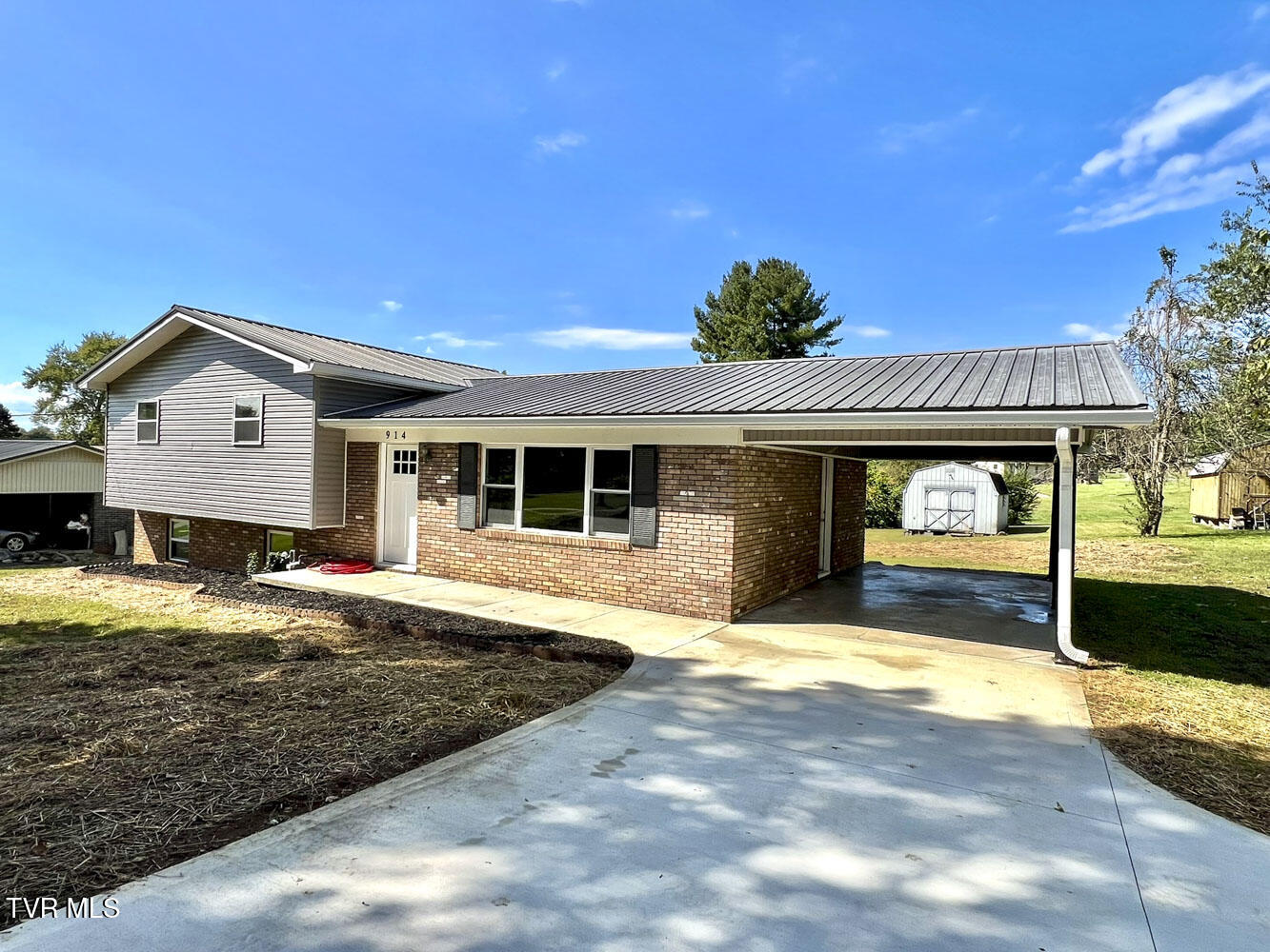 914 Flax Lane Talbott, TN 37877 - Photo 4 of 22 IMG_5206