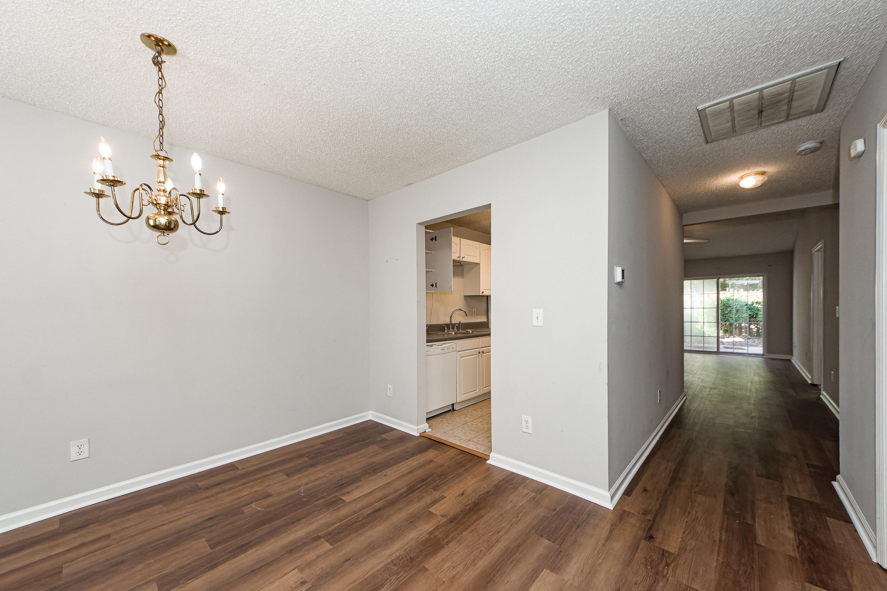 1345 Pinnacle Lane Charleston, SC 29412 - Photo 2 of 33 02