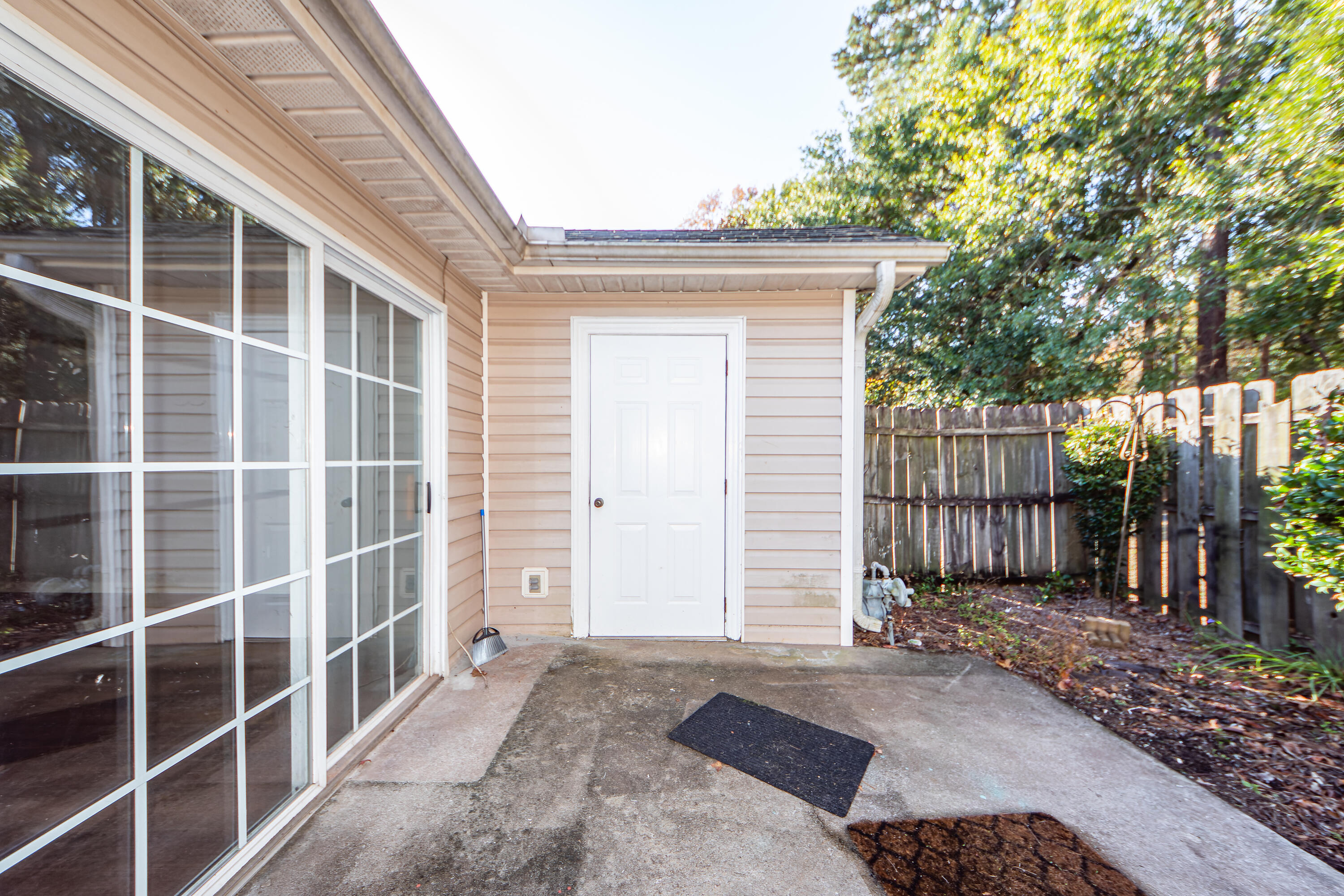 1345 Pinnacle Lane Charleston, SC 29412 - Photo 27 of 33 32