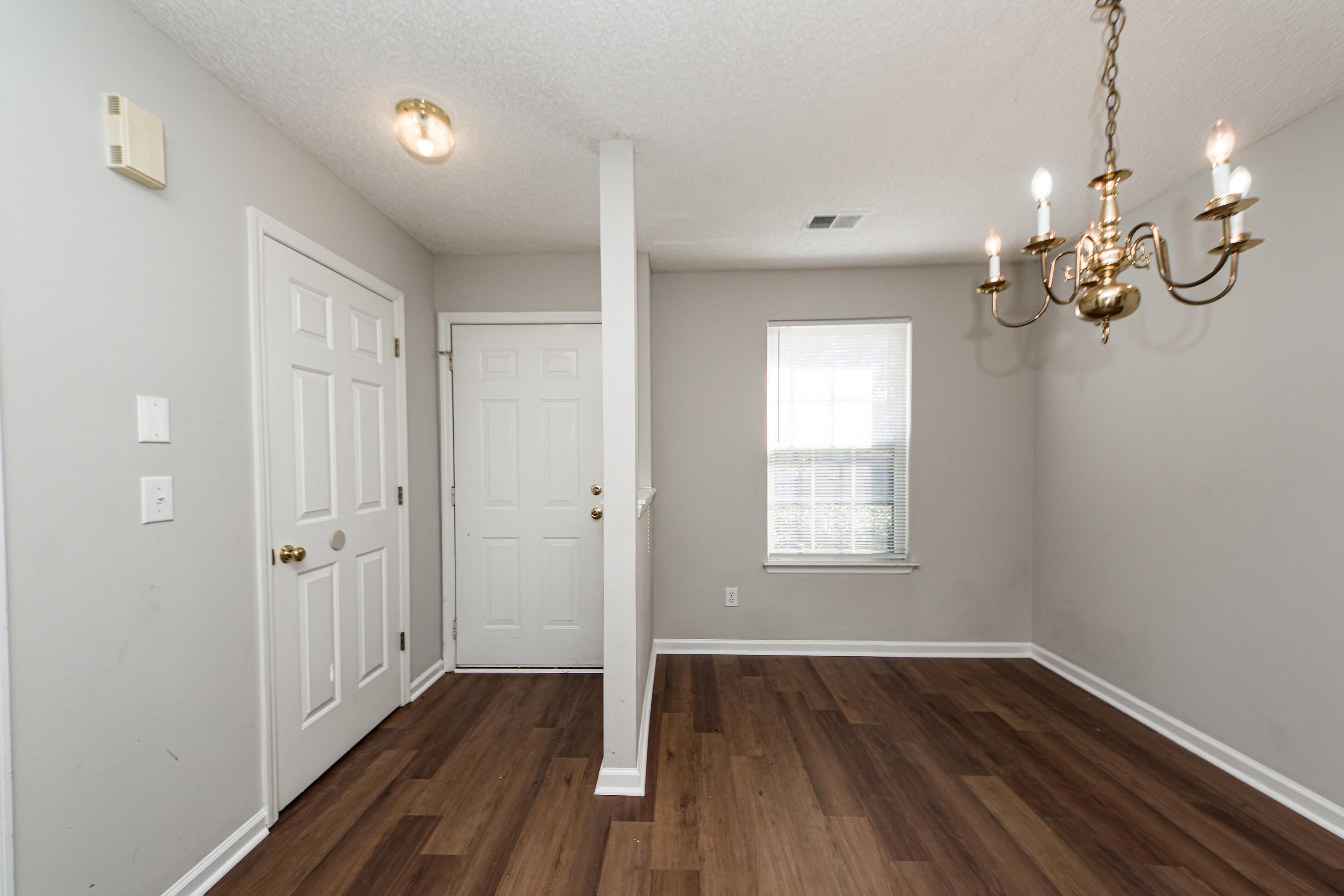 1345 Pinnacle Lane Charleston, SC 29412 - Photo 3 of 33 03