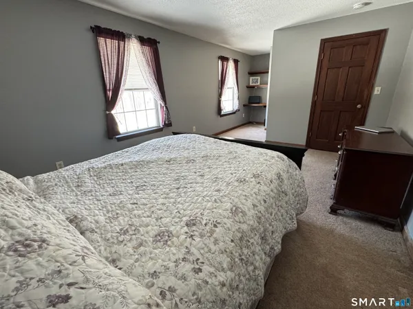 $519,000 | 70 Crandall Lane, Canterbury, CT 06331