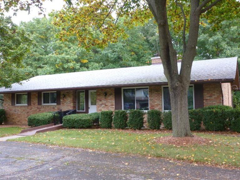 656 Stonegate Road Ann Arbor, MI 48103 - Photo 1 of 34 Photo 1