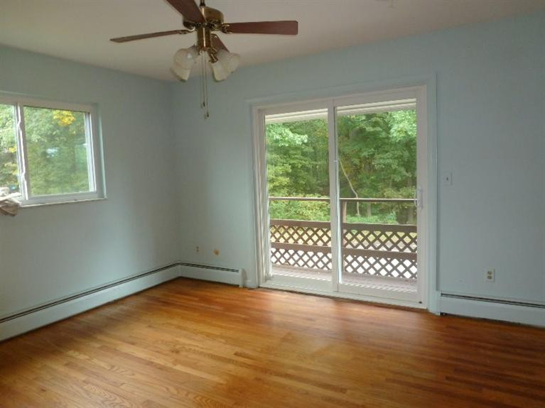 656 Stonegate Road Ann Arbor, MI 48103 - Photo 15 of 34 Photo 15