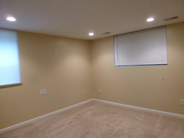 656 Stonegate Road Ann Arbor, MI 48103 - Photo 23 of 34 Photo 23
