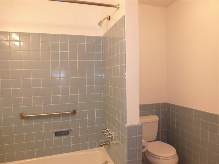656 Stonegate Road Ann Arbor, MI 48103 - Photo 27 of 34 Photo 27