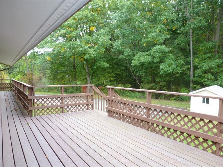 656 Stonegate Road Ann Arbor, MI 48103 - Photo 32 of 34 Photo 32