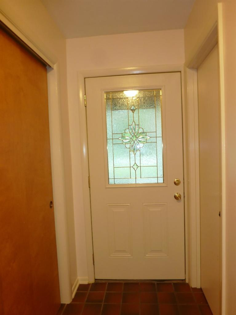 656 Stonegate Road Ann Arbor, MI 48103 - Photo 10 of 34 Photo 10