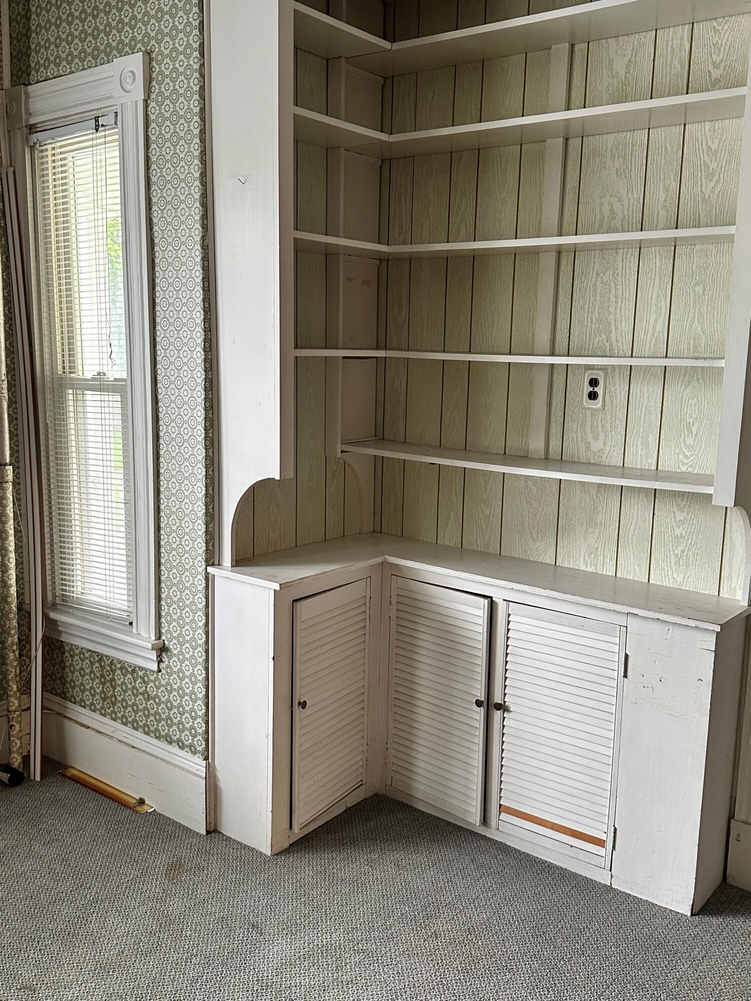 1669 Main Street Mapleton, ME 04757 - Photo 21 of 65 Mapleton Family Room