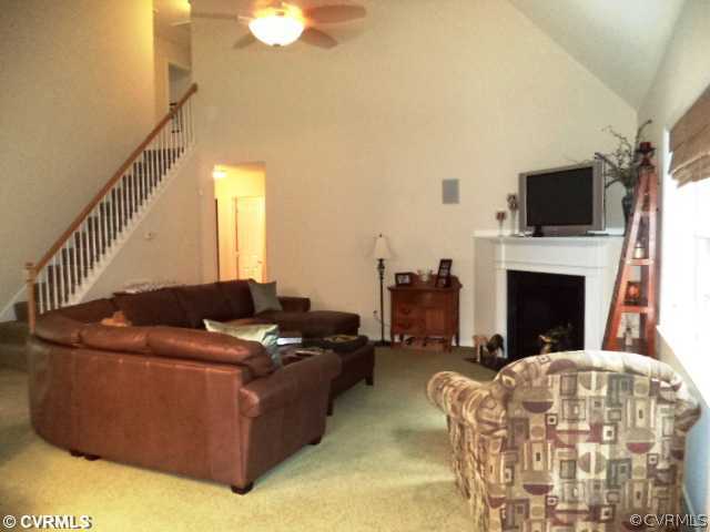 11836 Rimswell Place Midlothian, VA 23112 - Photo 13 of 23 Den/Family/Great Room - Pic 1 - Huge Family Room w
