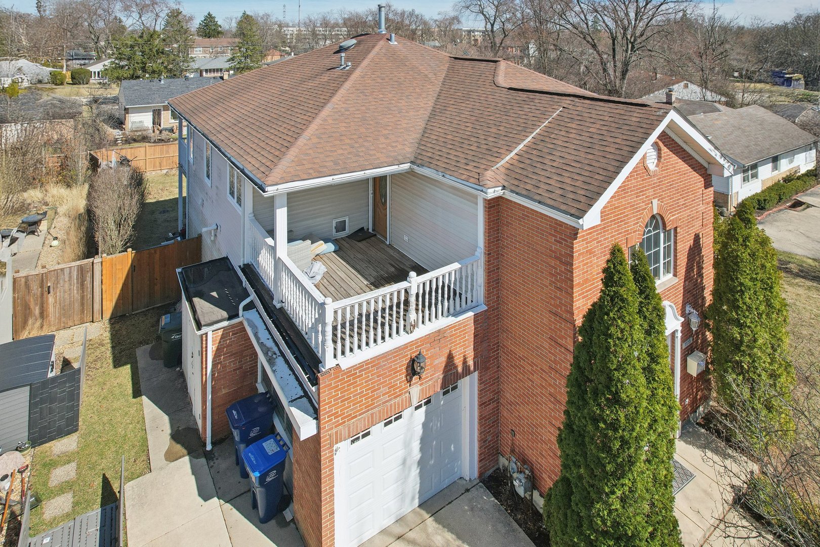 1115 Whitfield Road Northbrook, IL 60062 - Photo 3 of 54 an aerial view of a house with a yard and staircase