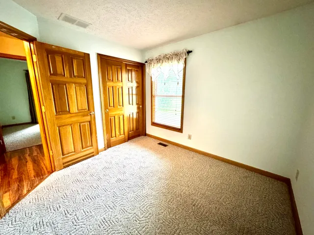 $289,000 | 526 Jefferson Valley, Coatesville, IN 46121