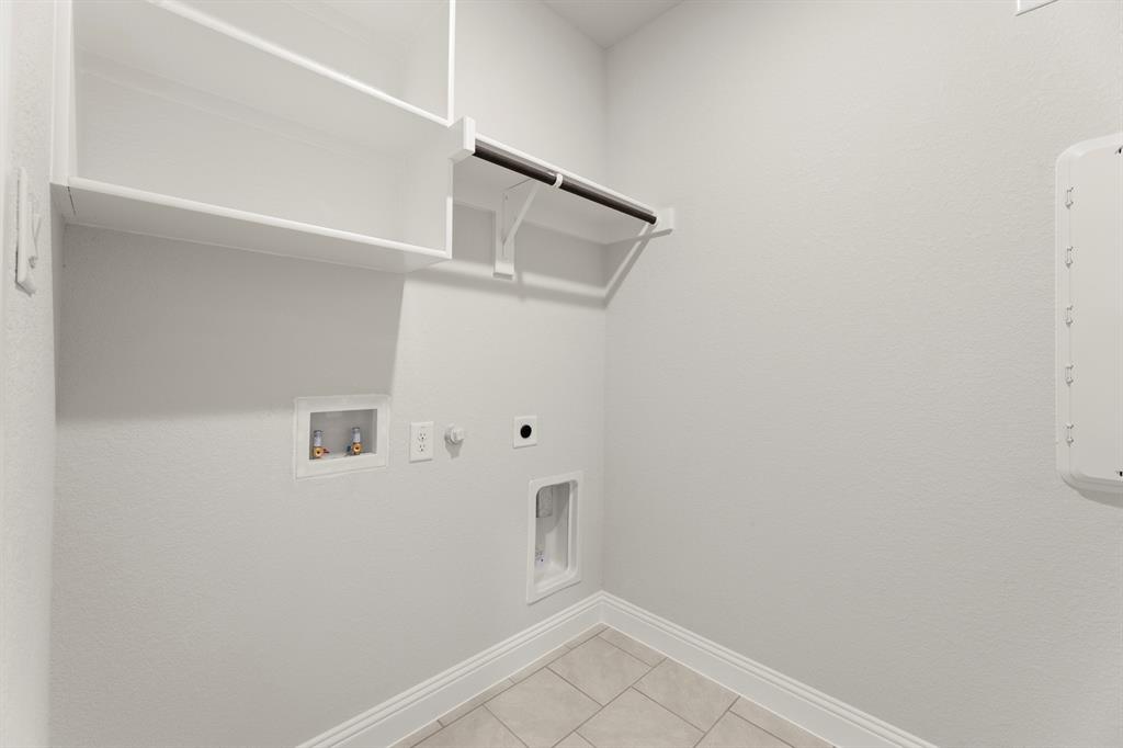 395 Misty Meadow Lane Lavon, TX 75166 - Photo 15 of 24 a view of small space