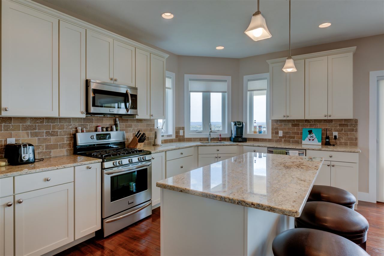 4248 Eagle Ridge Traverse City, MI 49684 - Photo 11 of 52 1832064-10.JPG