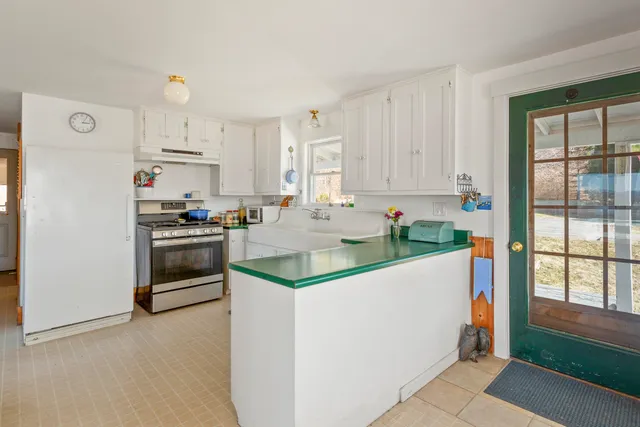 $695,000 | 108 North Shore Drive, Owls Head, ME 04854