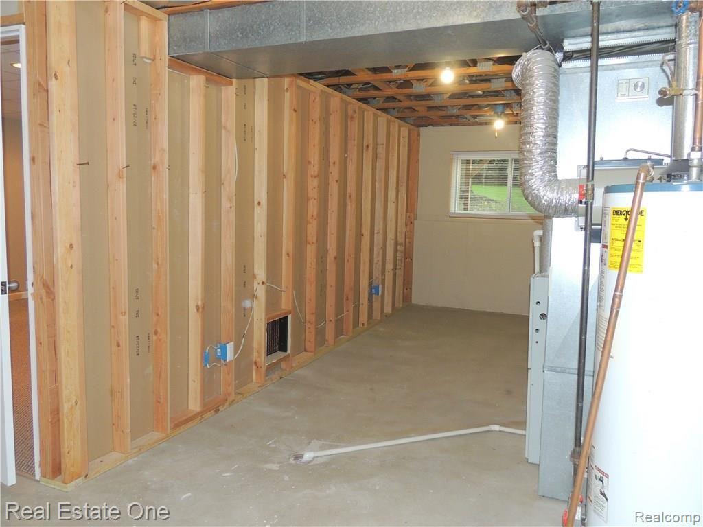 1018 Willow Grove Court, Unit 137 Rochester, MI 48307 - Photo 21 of 32