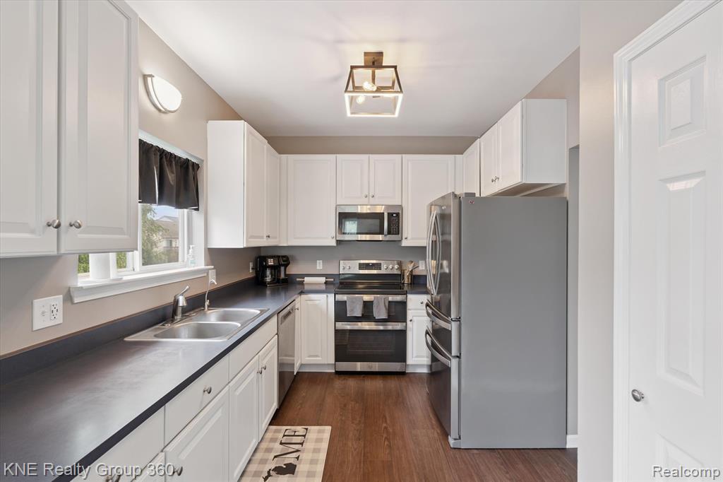 1691 Newgate Lane Howell, MI 48843 - Photo 13 of 43 Gallery Image 13