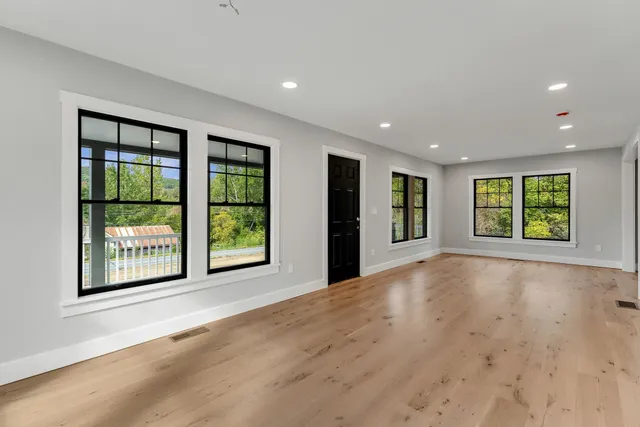 $1,150,000 | 958 East Woodstock Road, Woodstock, VT 05091