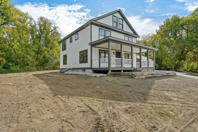 $1,150,000 | 958 East Woodstock Road, Woodstock, VT 05091