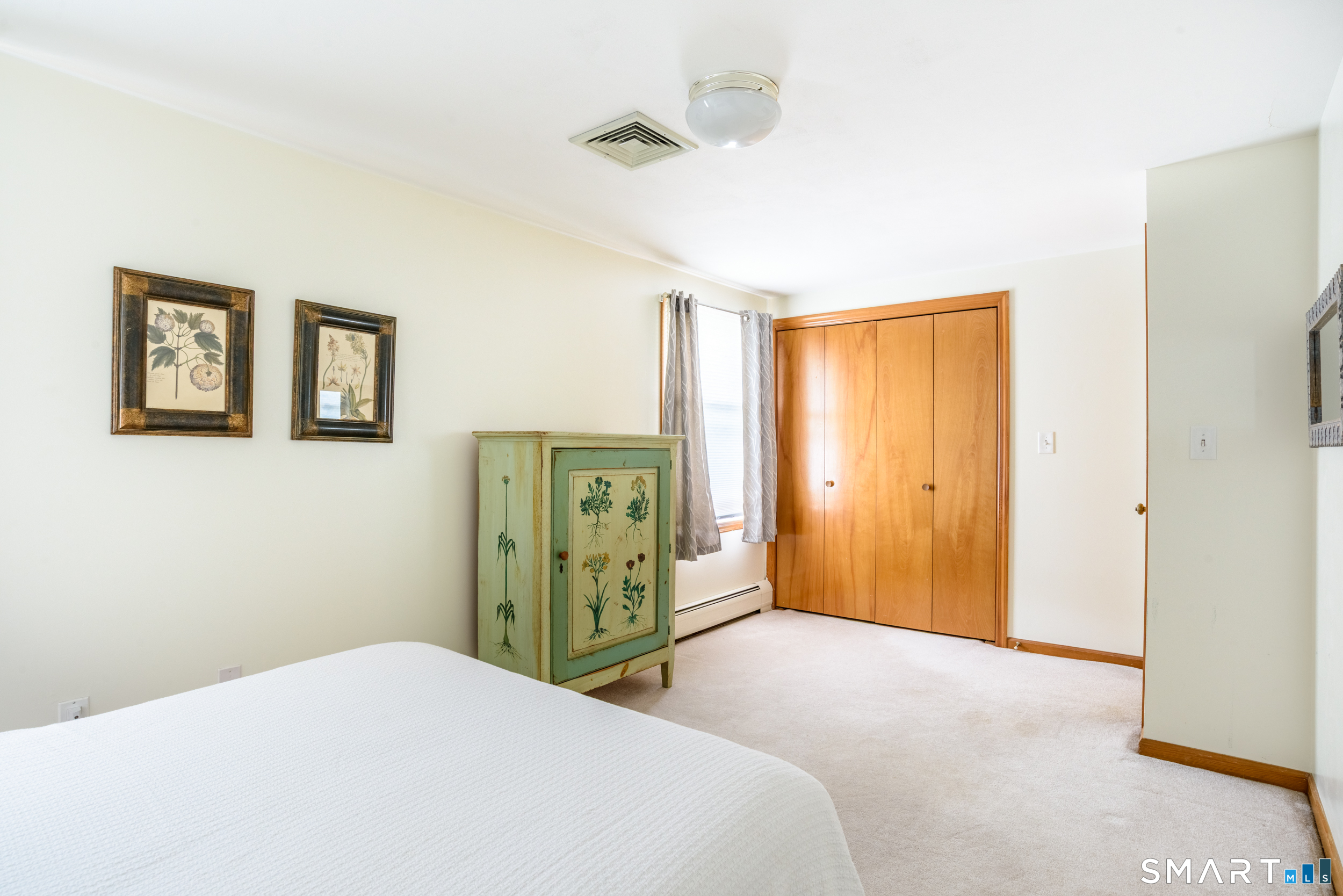 105 Meadow Wood Road Stratford, CT 06614 - Photo 22 of 37