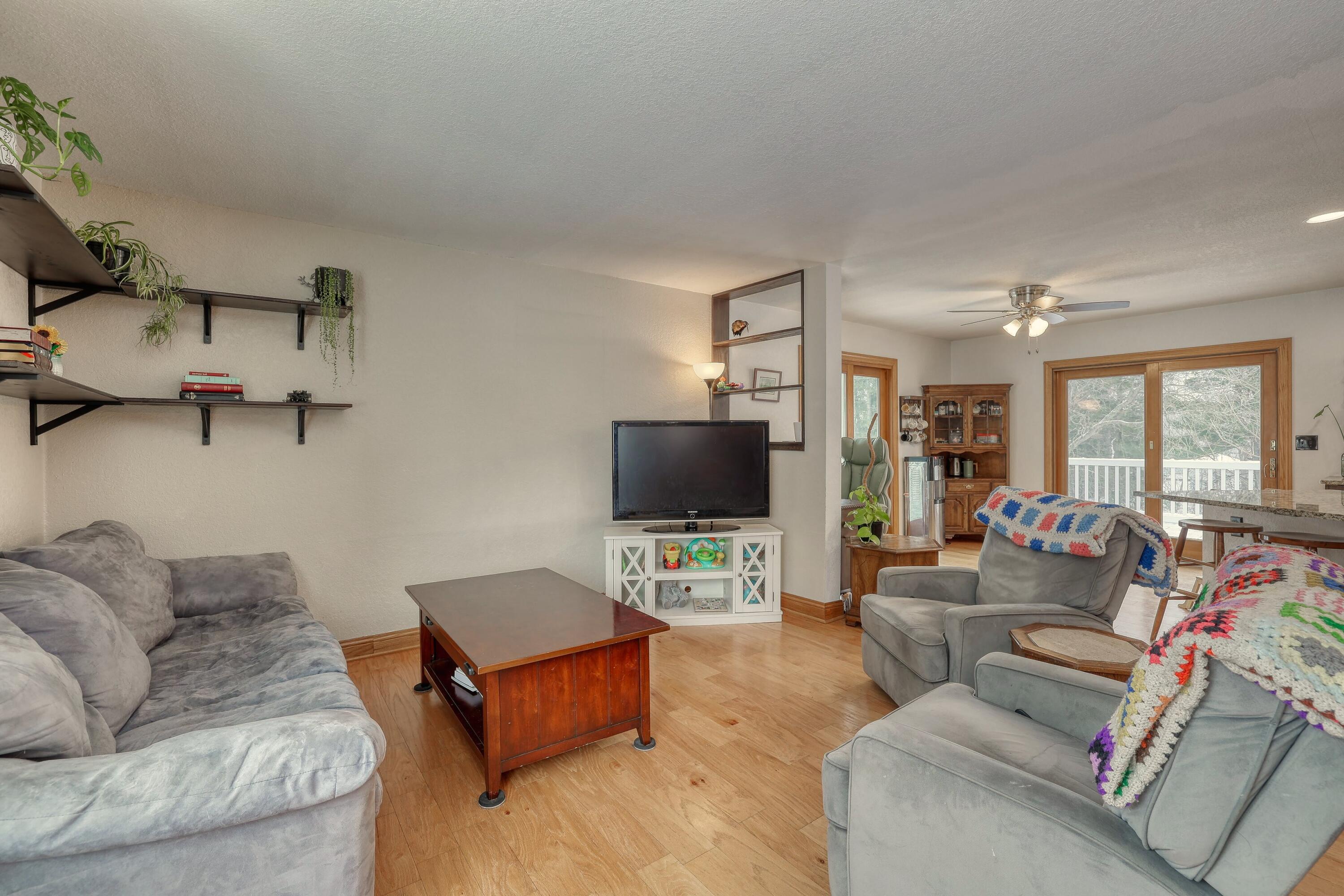 N67-w29921 Hartling Road Merton, WI 53029 - Photo 3 of 56 Hardwood Floors