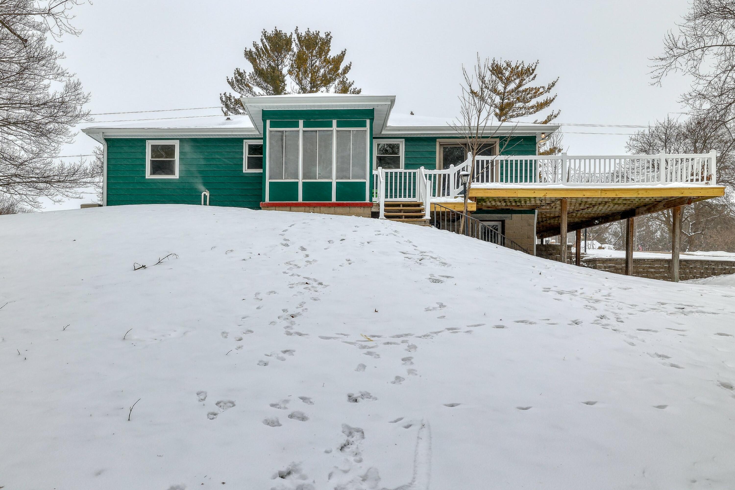 N67-w29921 Hartling Road Merton, WI 53029 - Photo 33 of 56 Rear View