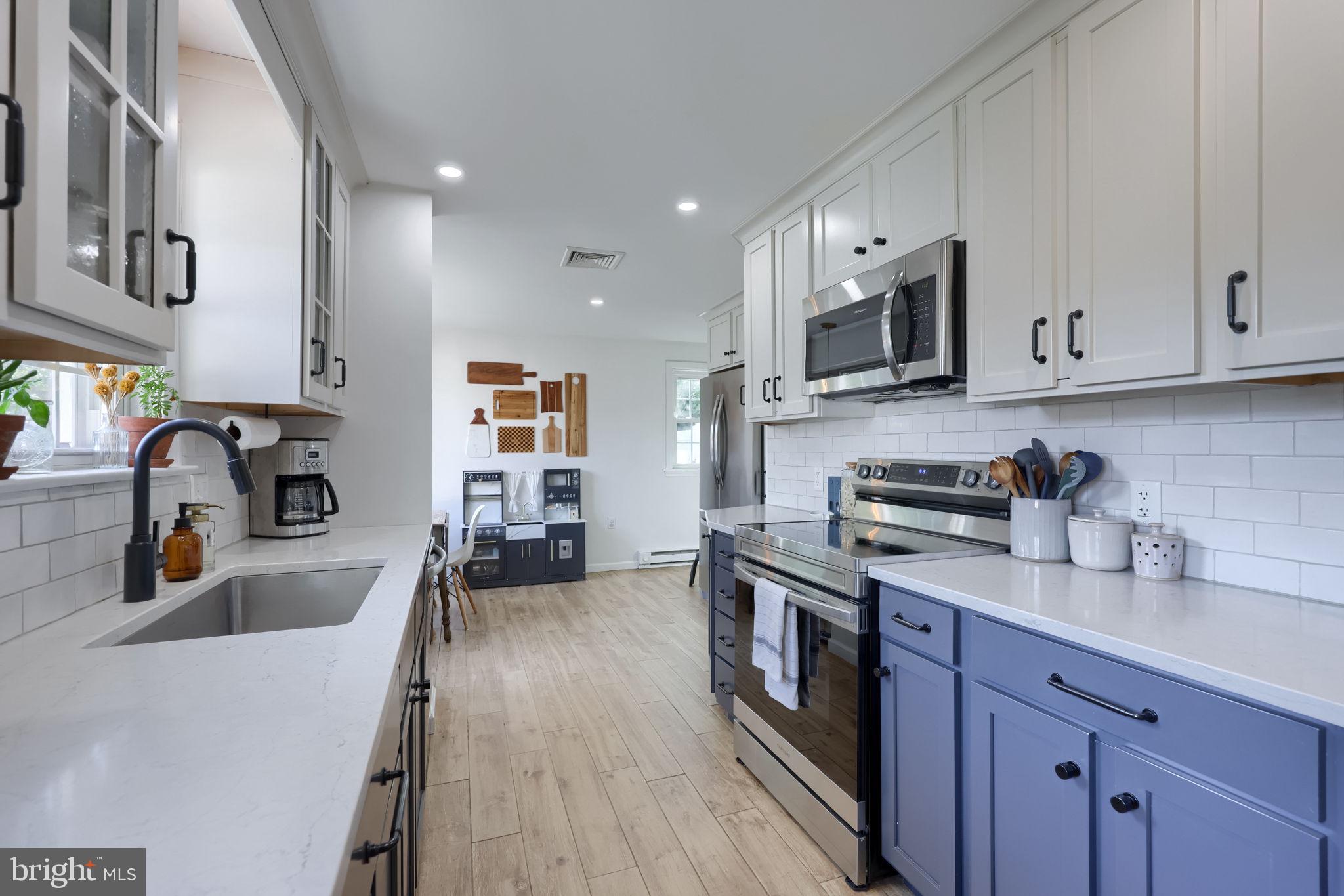 1709 Ridgeview Avenue Lancaster, PA 17603 - Photo 23 of 77 Modern kitchen with stylish finishes.
